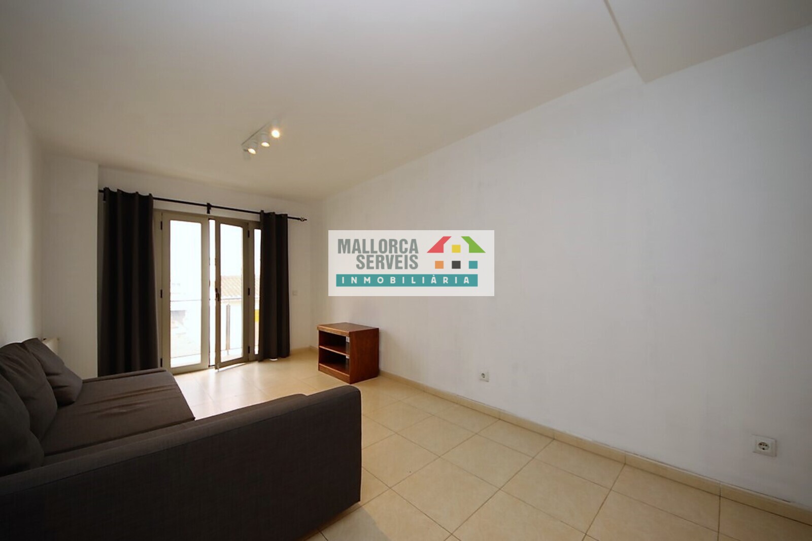 APARTMENT WITH 3 BEDROOMS, LIFT AND PARKING, NEAR THE CINEMA MANACOR