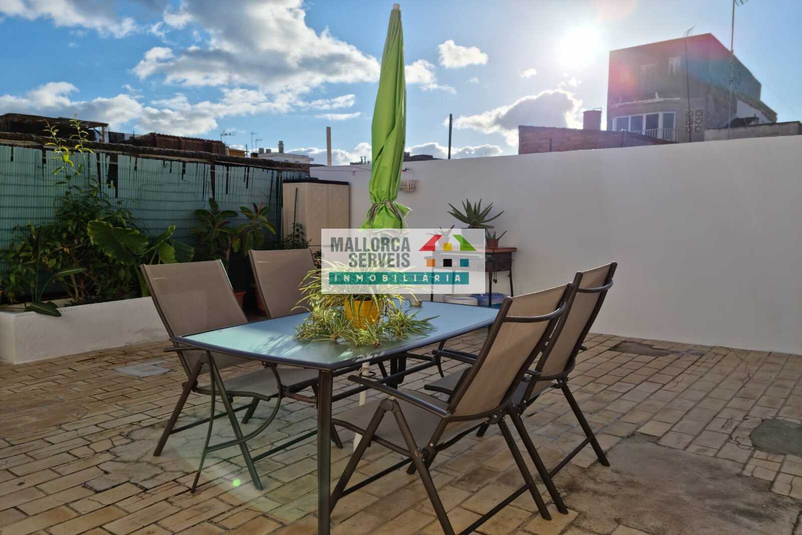 INDEPENDENT APARTMENT WITH 2 TERRACES IN MANACOR CENTRE