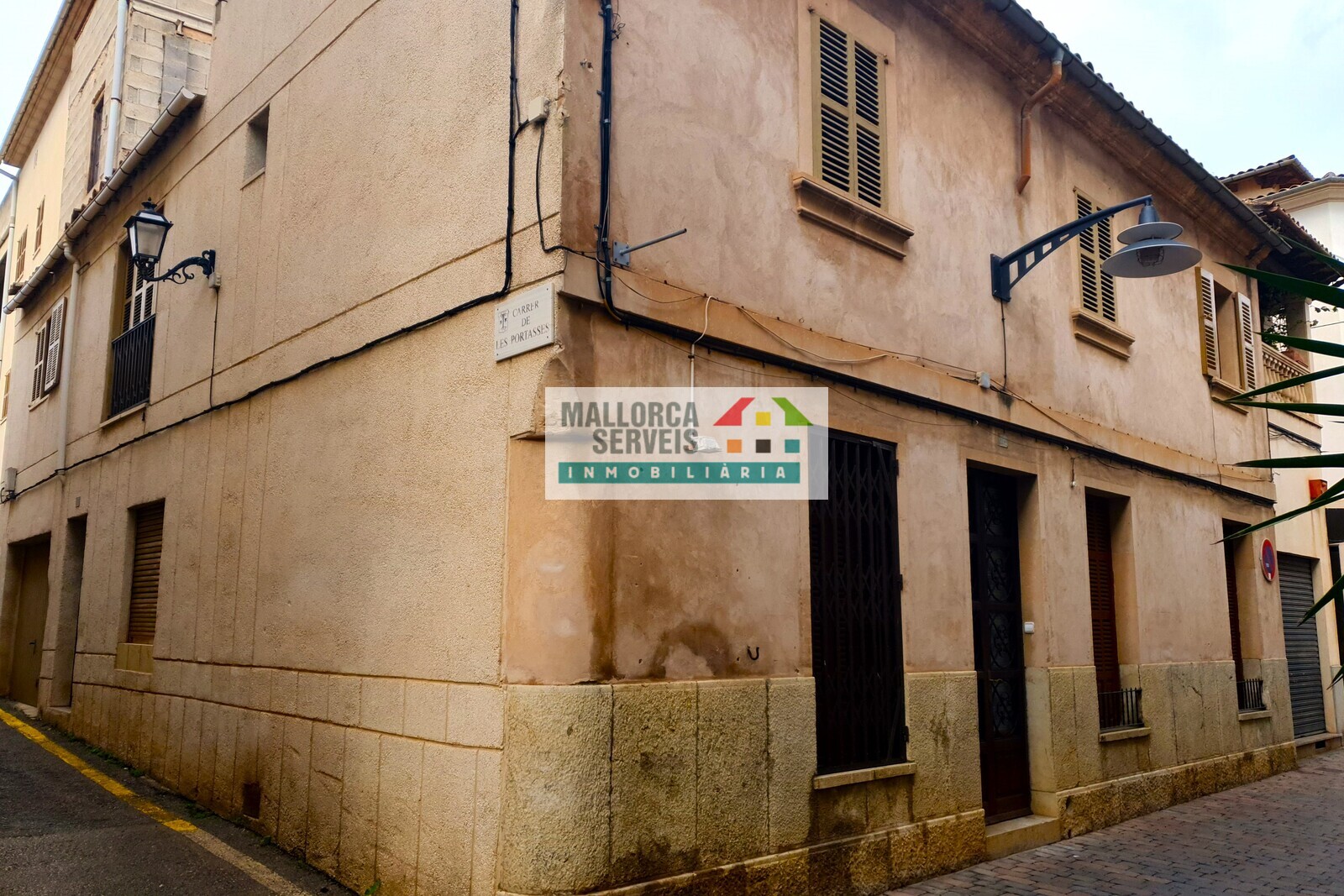 BIG TOWNHOUSE IN PORRERES WITH GARAGE, FIRST FLOOR AND ATTIC