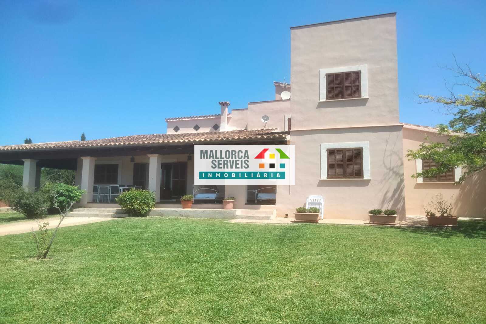 COUNTRYHOUSE WITH RENTING LICENCE IN SON SERVERA NEAR GOLD COURSE